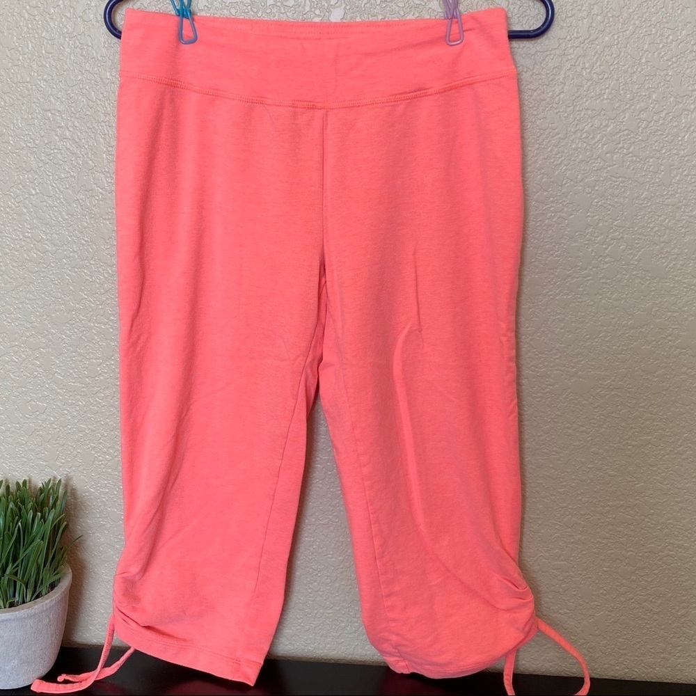 Champion Capri tie bottom pants coral EUC